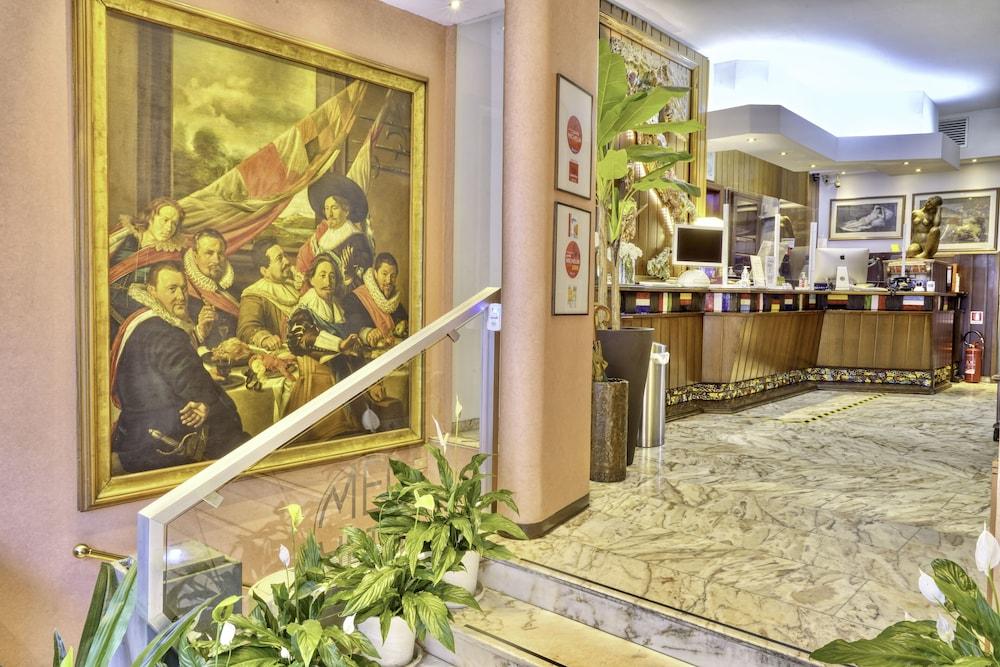 Hotel Mec Мілан Екстер'єр фото